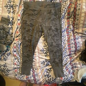 Torrid Olive Green Jogger Pants size 2